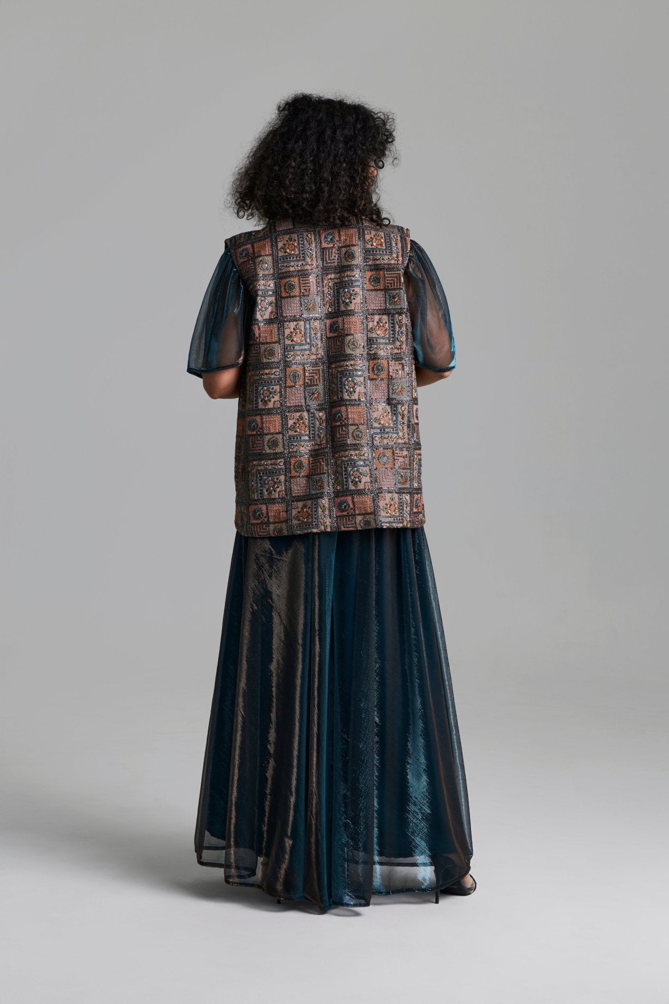 #coastal_wrap - #rubeenaameen #midnight_viel