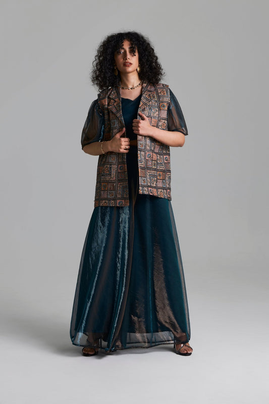 #coastal_wrap - #rubeenaameen #midnight_viel