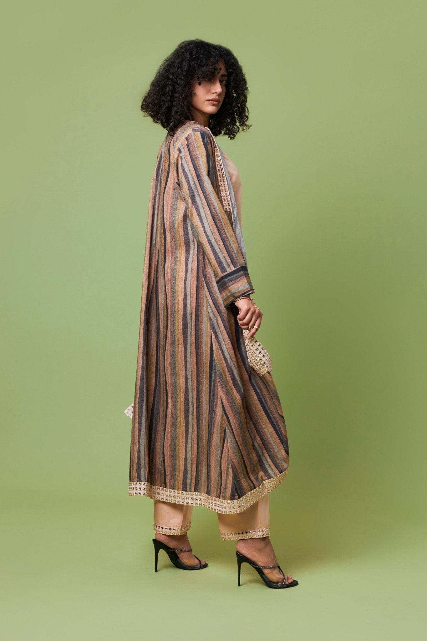 #coastal_wrap - #rubeenaameen #midnight_viel